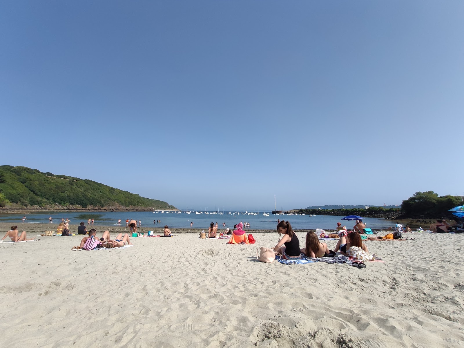 Photo de Sainte-Anne Beach avec un rivage spacieux