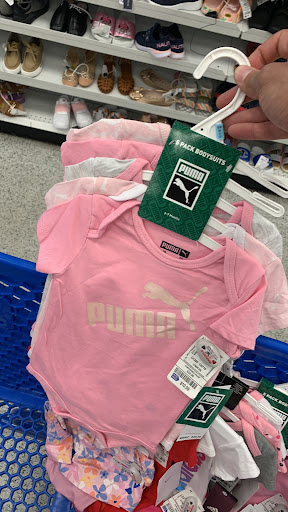 Clothing Store «Ross Dress for Less», reviews and photos, 3124 N Dinuba Blvd, Visalia, CA 93291, USA