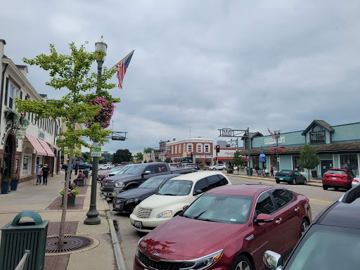 Home Goods Store «Cornerstone Shop & Gallery», reviews and photos, 214 Broad St, Lake Geneva, WI 53147, USA