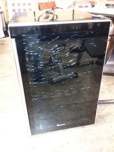 Thrift Store «Goodwill Store & Donation Center», reviews and photos, 28901 S Western Ave, Rancho Palos Verdes, CA 90275, USA