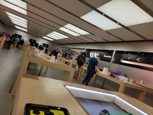 Computer Store «Apple Short Hills», reviews and photos, 1200 Morris Turnpike, Short Hills, NJ 07078, USA