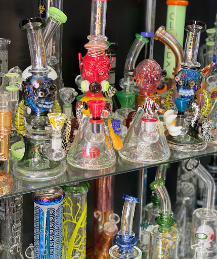 Tobacco Shop «Z & Z Tobacco Shop», reviews and photos, 14311 Newport Ave, Tustin, CA 92780, USA