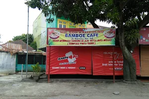 Mie Sop Kampung Bamboe Cafe image