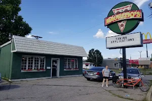 Maurizio's Pizza image