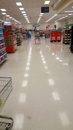 Grocery Store «Winn-Dixie», reviews and photos, 4701 Center Point Rd, Pinson, AL 35126, USA