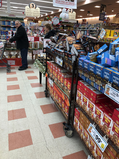 Grocery Store «Market Basket», reviews and photos, 95 Sutton Ave, Oxford, MA 01540, USA