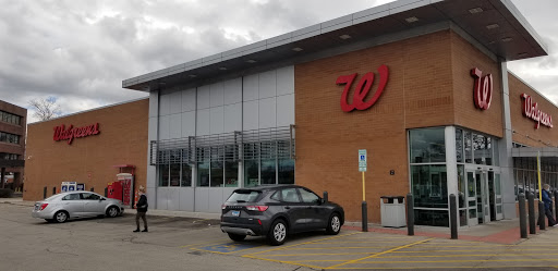 Drug Store «Walgreens», reviews and photos, 5555 W 79th St, Burbank, IL 60459, USA