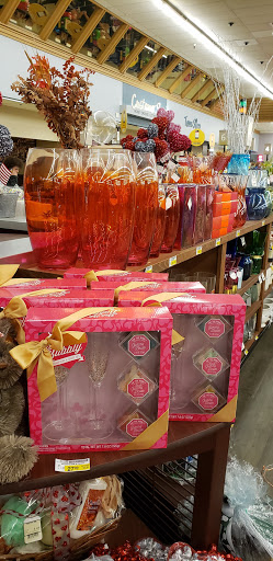 Grocery Store «Albertsons», reviews and photos, 19500 WA-99 Suite 110, Lynnwood, WA 98036, USA