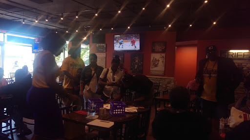 Restaurant «Griffs», reviews and photos, 323 W Cardinal Blvd, Louisville, KY 40208, USA