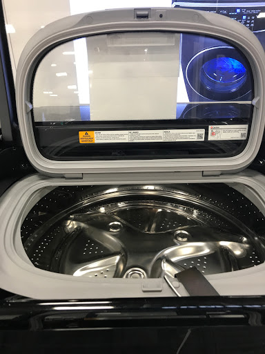 Electronics Store «Best Buy», reviews and photos, 1851 Sunrise Hwy, Bay Shore, NY 11706, USA