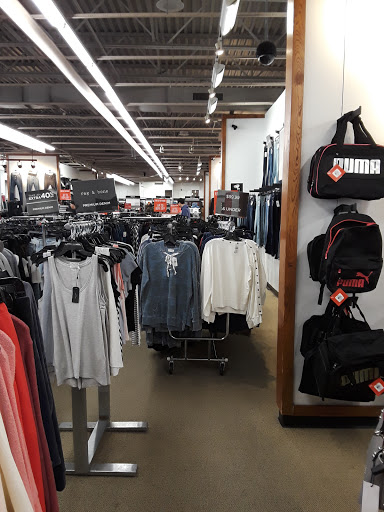 Department Store «Saks OFF 5TH», reviews and photos, 1048 South St, Wrentham, MA 02093, USA