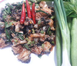 ร้านส้มตำภูมิไท ศูนย์อาหารทวีกิจ ถนนจิระ photo