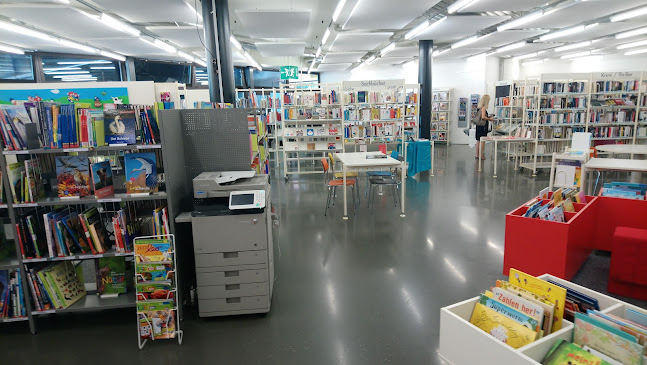 Comentarii opinii despre Bibliothek Uetikon am See