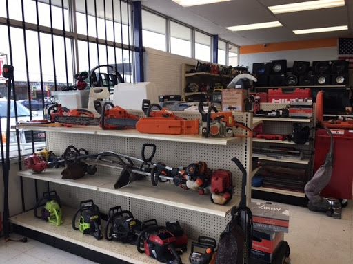 Pawn Shop «River City Pawn & Jewelry», reviews and photos, 417 Main St, Schertz, TX 78154, USA