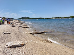 Foto von Kolentum beach mit geräumige küstenlinie
