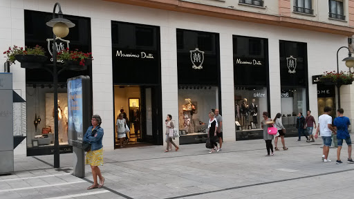 Comprar ropa en Oviedo de 2024