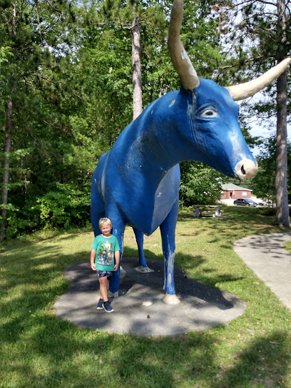 Paul Bunyan & Babe The Blue Ox
