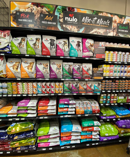 Pet Supply Store «Dog Gone Holistic-FishHawk», reviews and photos, 5620 Fishhawk Crossing Blvd, Lithia, FL 33547, USA