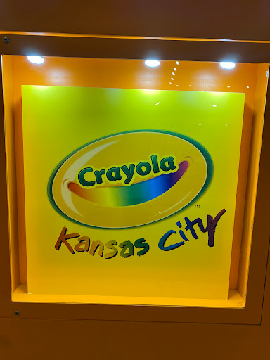 Craft Store «Crayola Store Crown Center», reviews and photos, 200 E 25th St, Kansas City, MO 64108, USA