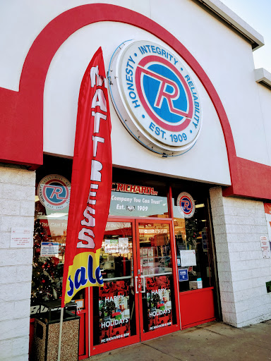 Appliance Store «P.C. Richard & Son», reviews and photos, 113-14 Queens Blvd, Forest Hills, NY 11375, USA