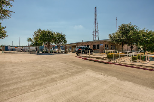 Self-Storage Facility «US Storage Centers», reviews and photos, 800 Fulgham Rd, Plano, TX 75093, USA