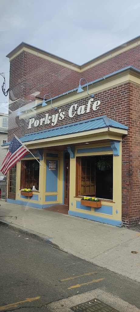 Porky's Cafe 06484
