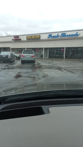 State Liquor Store «CENTRAL POINT LIQUOR AGENCY INC.», reviews and photos, 689 Harrisburg Pike, Columbus, OH 43223, USA