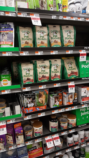 Pet Supply Store «Pet Supplies Plus», reviews and photos, 9500 Dorchester Rd #350, Summerville, SC 29485, USA