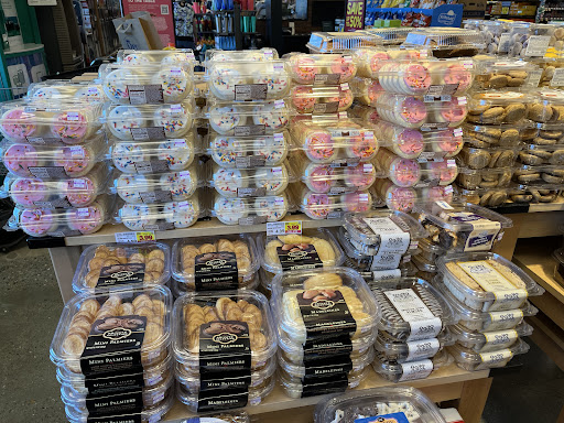 Grocery Store «Quality Food Center», reviews and photos, 7500 196th St SW B, Lynnwood, WA 98036, USA