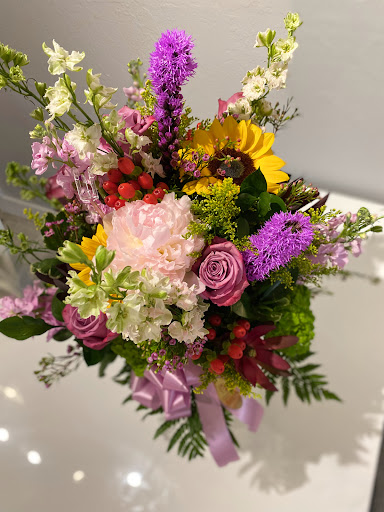 Florist «Blooming Gardens», reviews and photos, 20462 Old Cutler Rd, Cutler Bay, FL 33189, USA