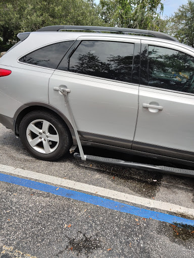 Auto Parts Store «Pep Boys Auto Parts & Service», reviews and photos, 2303 Cortez Rd W, Bradenton, FL 34207, USA