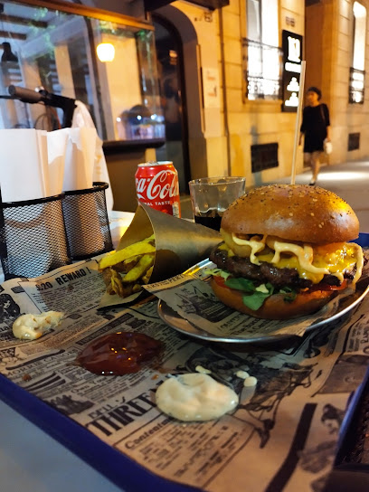 Sofi,s Burger - Rambla de Sant Isidre, 27, 08700 Igualada, Barcelona, Spain
