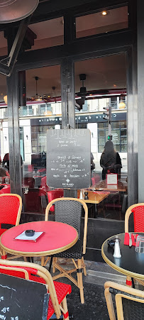Atmosphère du Restaurant français Odette & Aimé à Paris - n°15