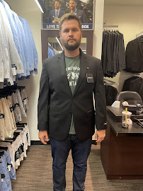 Men's Wearhouse - Photo 3 - Car repair in Austin, TX, Austin