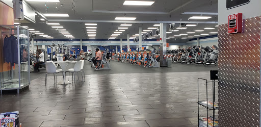 Health Club «Crunch - Oakland Park», reviews and photos, 3500 N Andrews Ave, Oakland Park, FL 33309, USA