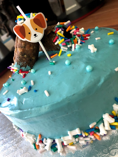 Pet Supply Store «Lazy Creek Discount Pet Food & Supplies», reviews and photos, 351 E Church St, Leesville, SC 29070, USA