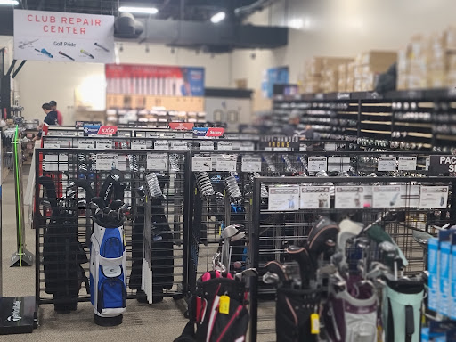 Sporting Goods Store «Roger Dunn Golf Shops», reviews and photos, 2810 Camino Dos Rios, Newbury Park, CA 91320, USA