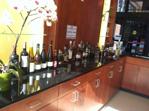 Liquor Store «Westford Wine & Spirits», reviews and photos, 9 Cornerstone Square, Westford, MA 01886, USA