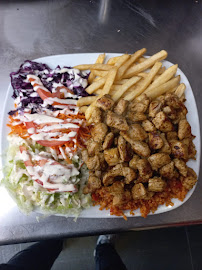 Plats et boissons du Kebab Istanbuloos - n°1