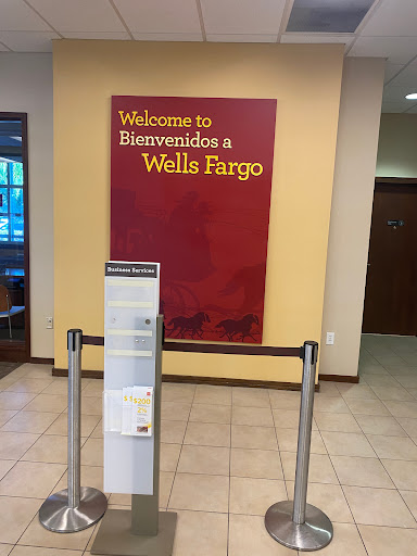 Wells Fargo Bank, 1510 Cortez RD W, Bradenton, FL 34207, Bank