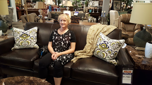 Furniture Store «Crowley Furniture», reviews and photos, 200 N 291 Hwy, Liberty, MO 64068, USA