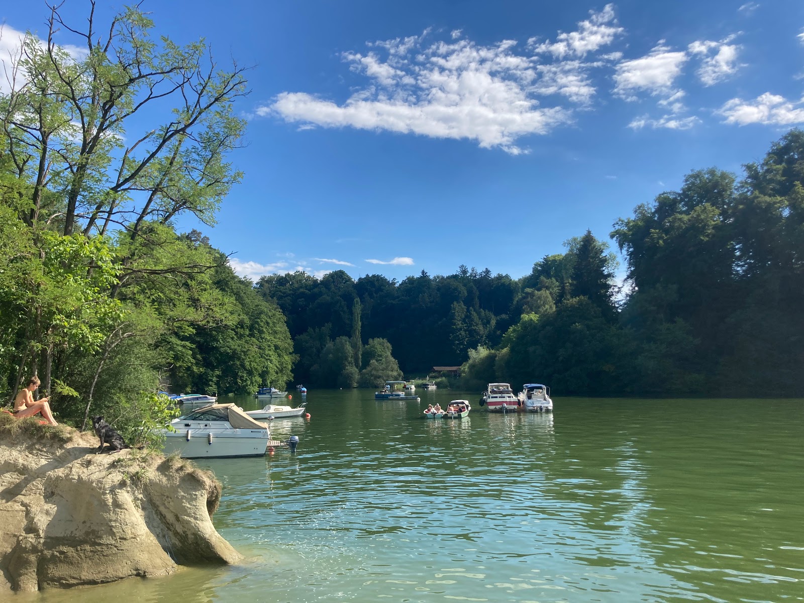 Fotografie cu Bad Bonn Strand cu o suprafață de apa pură turcoaz