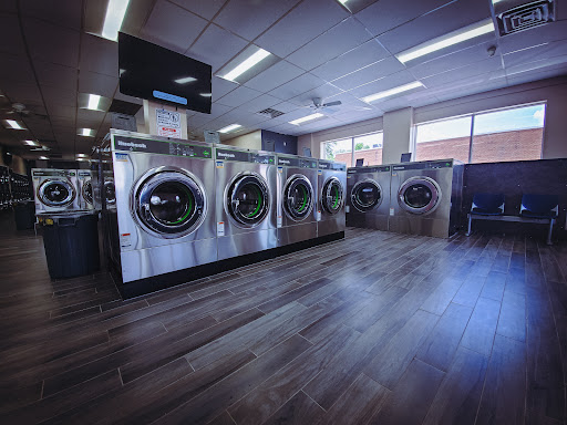 Laundromat «First Laundromat», reviews and photos, 6023 Marlboro Pike, District Heights, MD 20747, USA