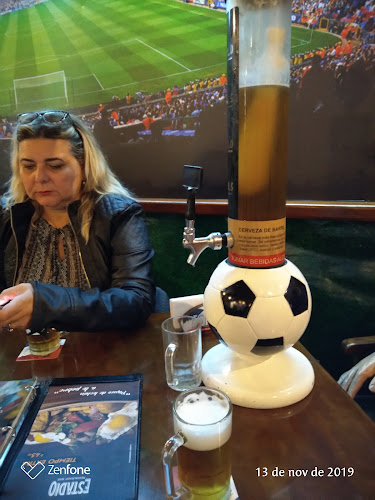 Horarios de Estadio F. C., Restaurant - Bar