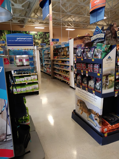 Pet Supply Store «PetSmart», reviews and photos, 15042 Summit Ave, Fontana, CA 92336, USA