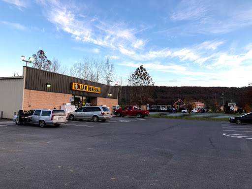 Discount Store «Dollar General», reviews and photos, 417 E Main St, Wardensville, WV 26851, USA