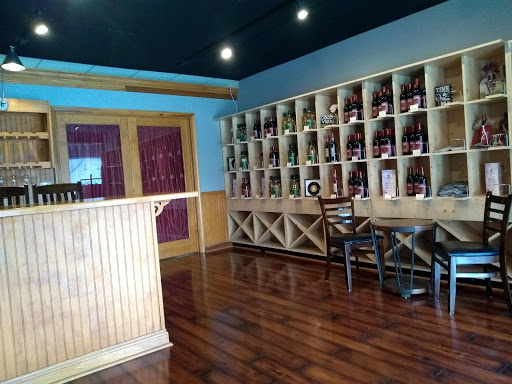 Winery «Good Vibes Winery», reviews and photos, 2 S State St, Westerville, OH 43081, USA