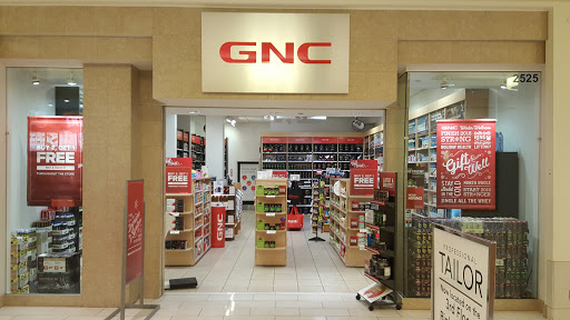 GNC, 2525 Southdale Ctr, Edina, MN 55435, USA, 