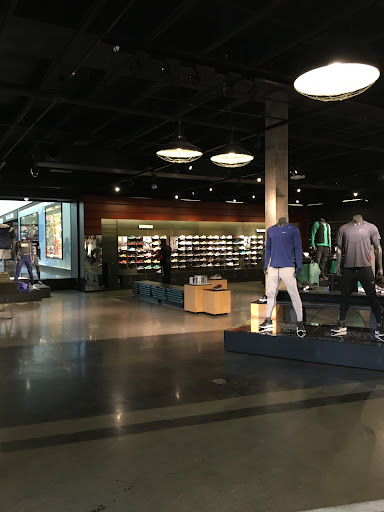 Clothing Store «Nike», reviews and photos, 8687 N Central Expy, Dallas, TX 75225, USA