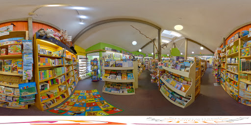 Toy Store «Snapdoodle Toys», reviews and photos, 15752 Redmond Way, Redmond, WA 98052, USA